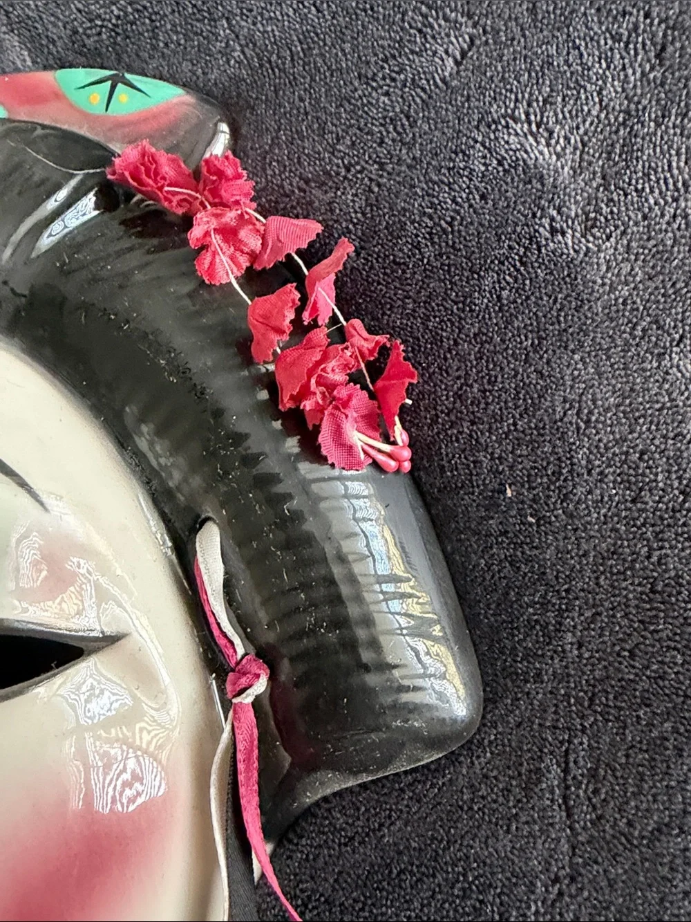 Vintage Decorative Geisha Wall Mask in Cream and Pink